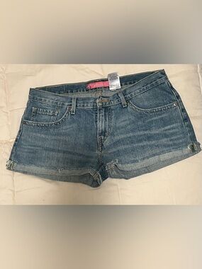Levi  boyfriend   Cutoff Shorts - Blue